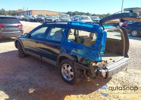 2002 Volvo V70 Xc z USA, uszkodzony, nr VIN YV1SZ58D321054774